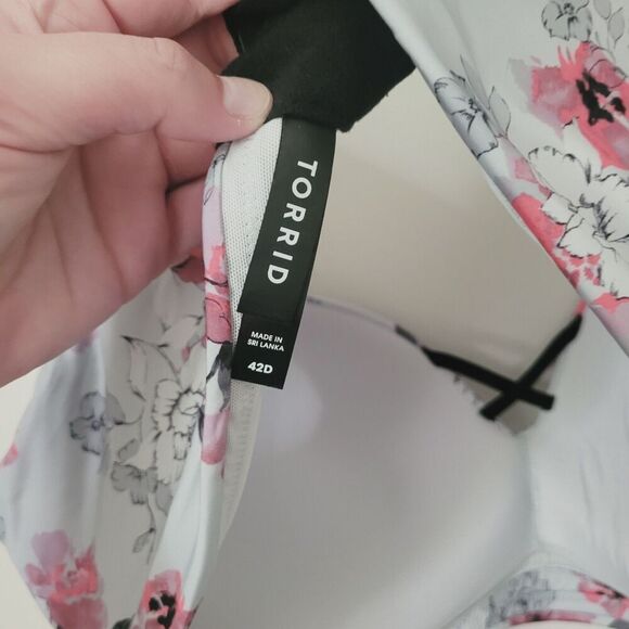 Torrid Dream Wire-Free Boost Push-Up Bra in Frida Floral Pearl Blue Size 42D - Picture 4 of 12